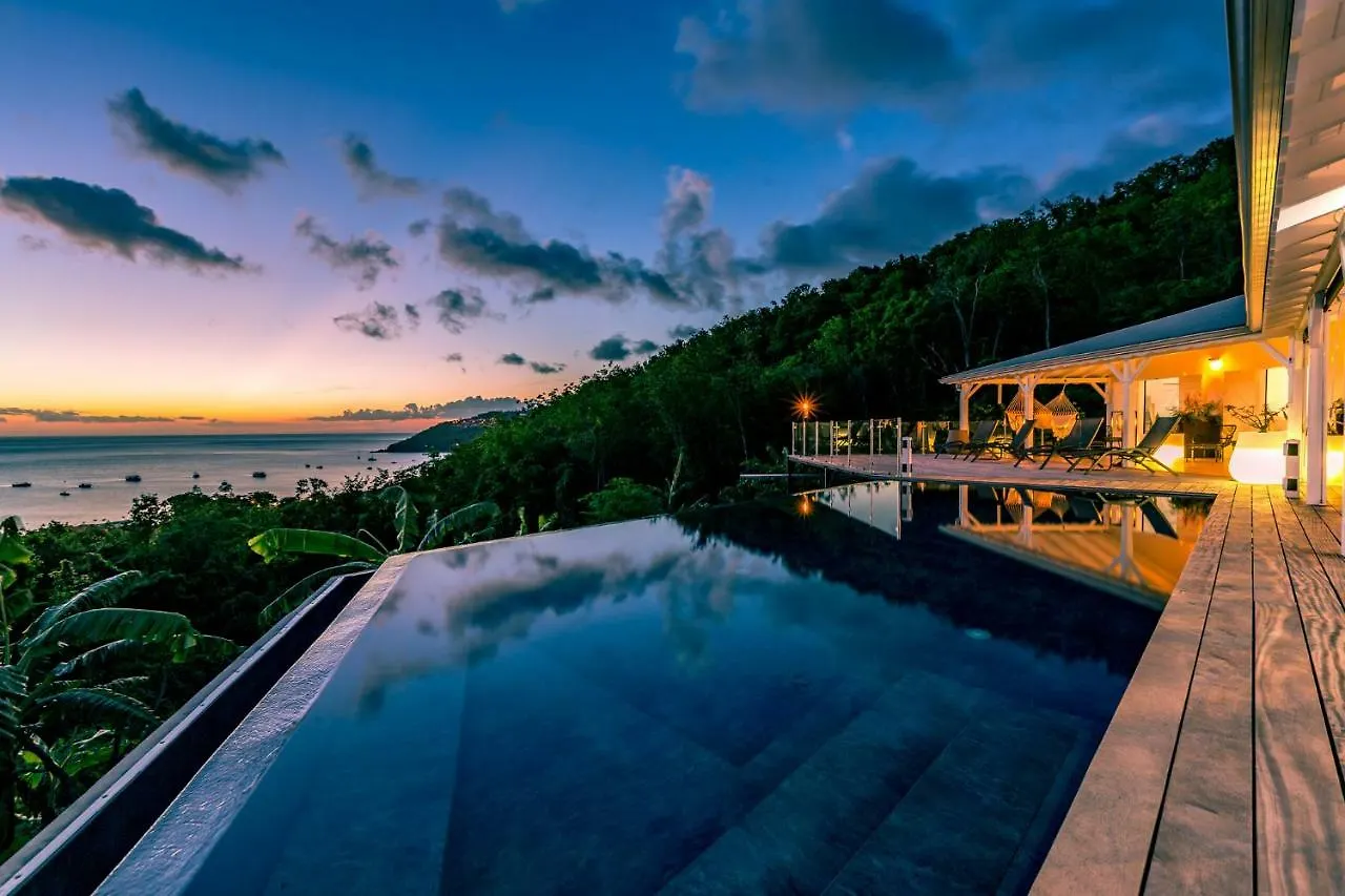 Sunset Bay - Luxueuse Villa Et Sa Magnifique Vue Les Ilets Pigeon Bouillante